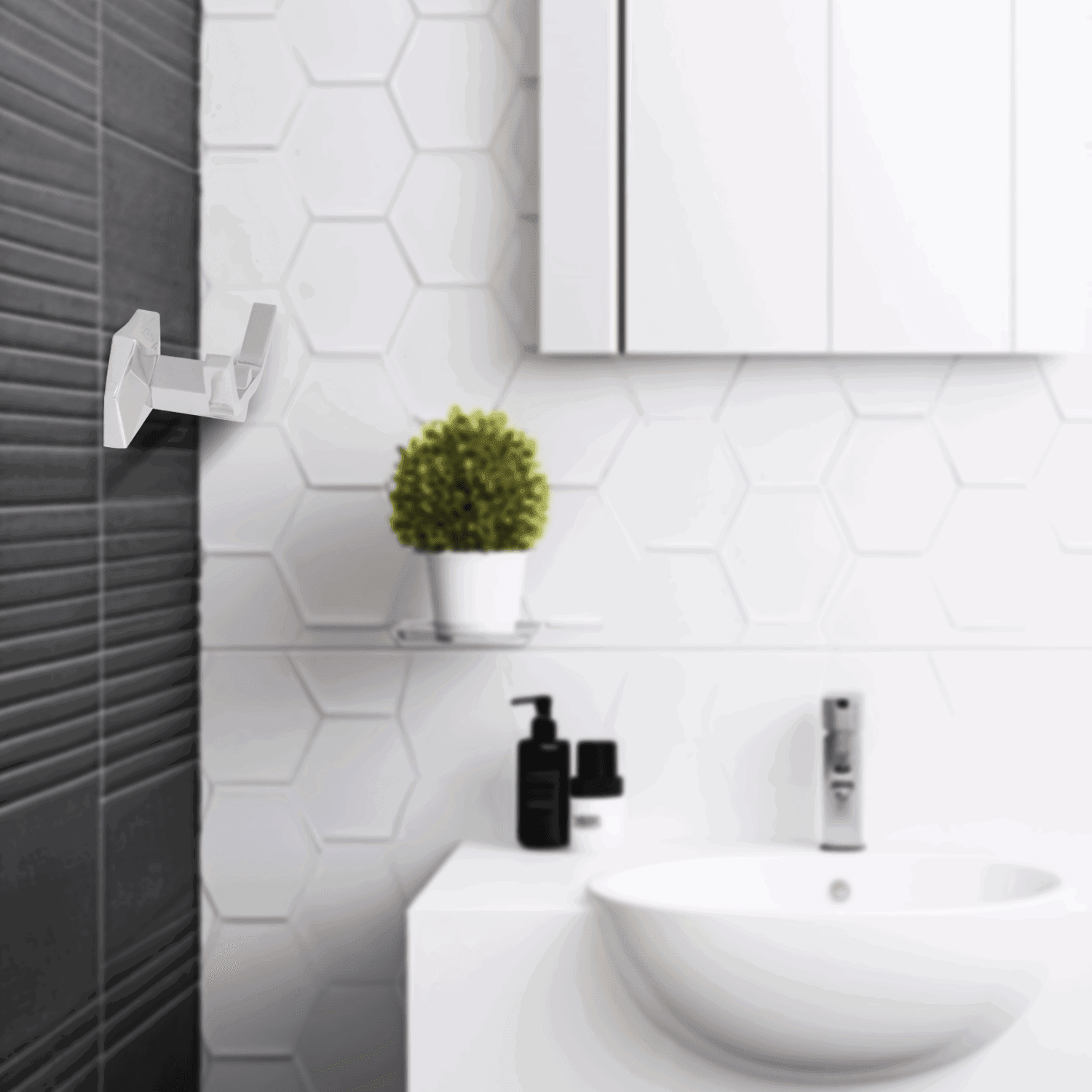 Gloria Silver Coat Hook – Modern & Sturdy Wall Hook for Home - D&B Bathware