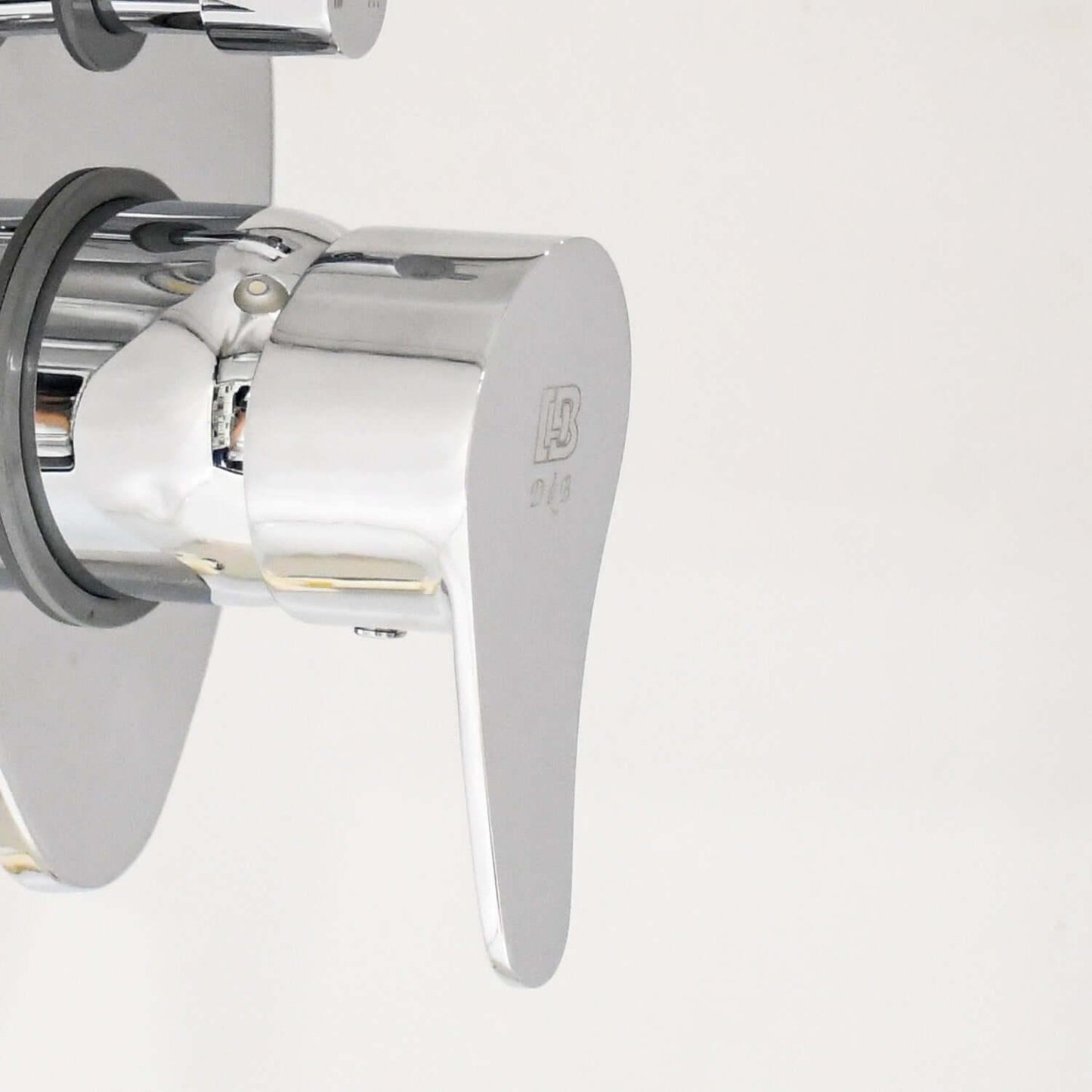 LAZZARO UPPER PARTS HIGH FLOW DIVERTER 46 MM - D&B Bathware