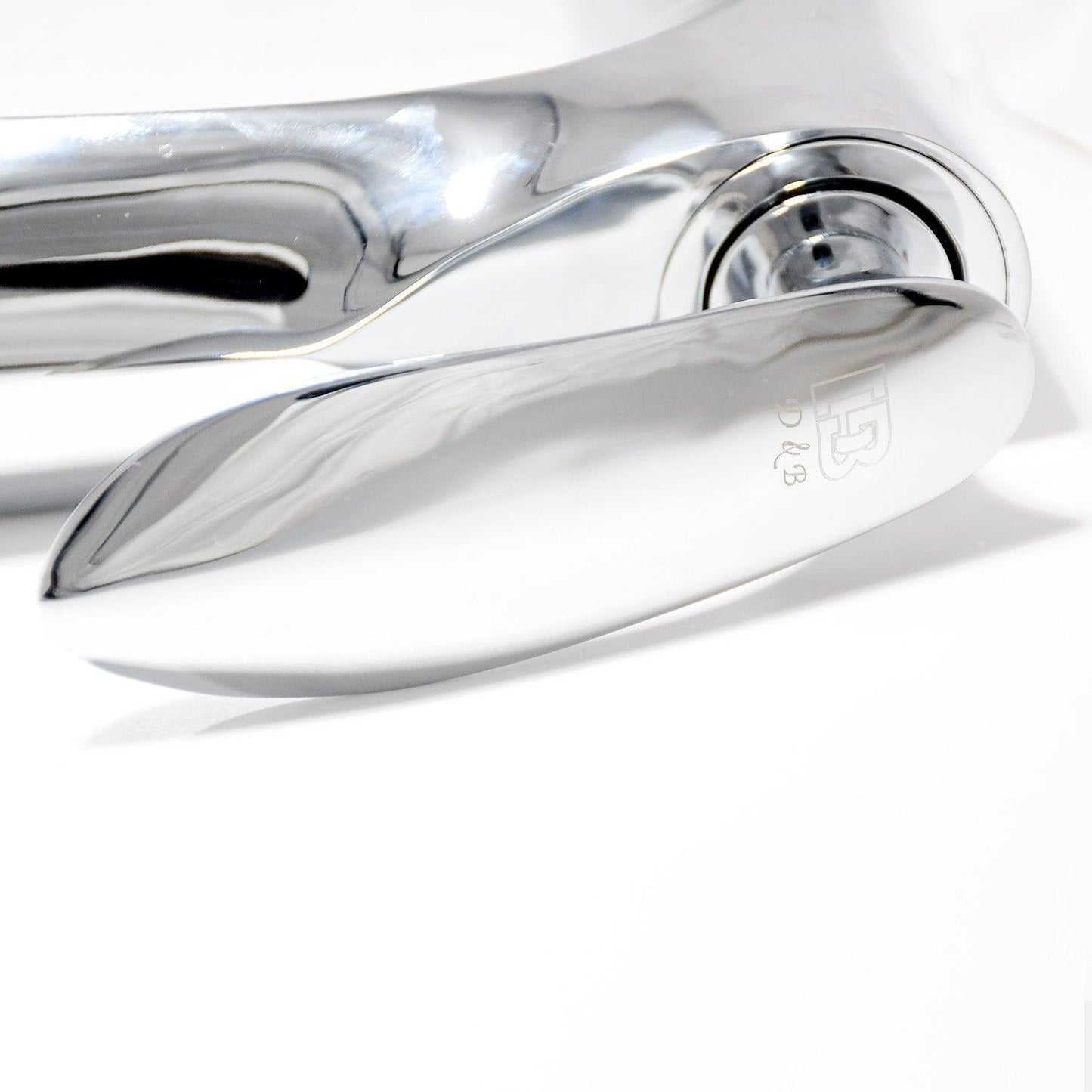 NAUTICA SHORT BOY BASIN MIXER - D&B Bathware