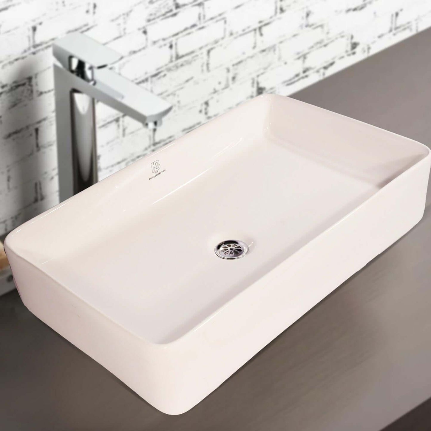 Nyara - D&B Bathware