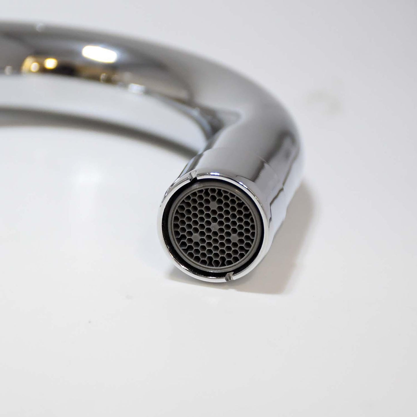 OLIVIA Single Lever Swan Neck Cock with Flange –  Chrome Finish Tap Form Flow - D&B Bathware