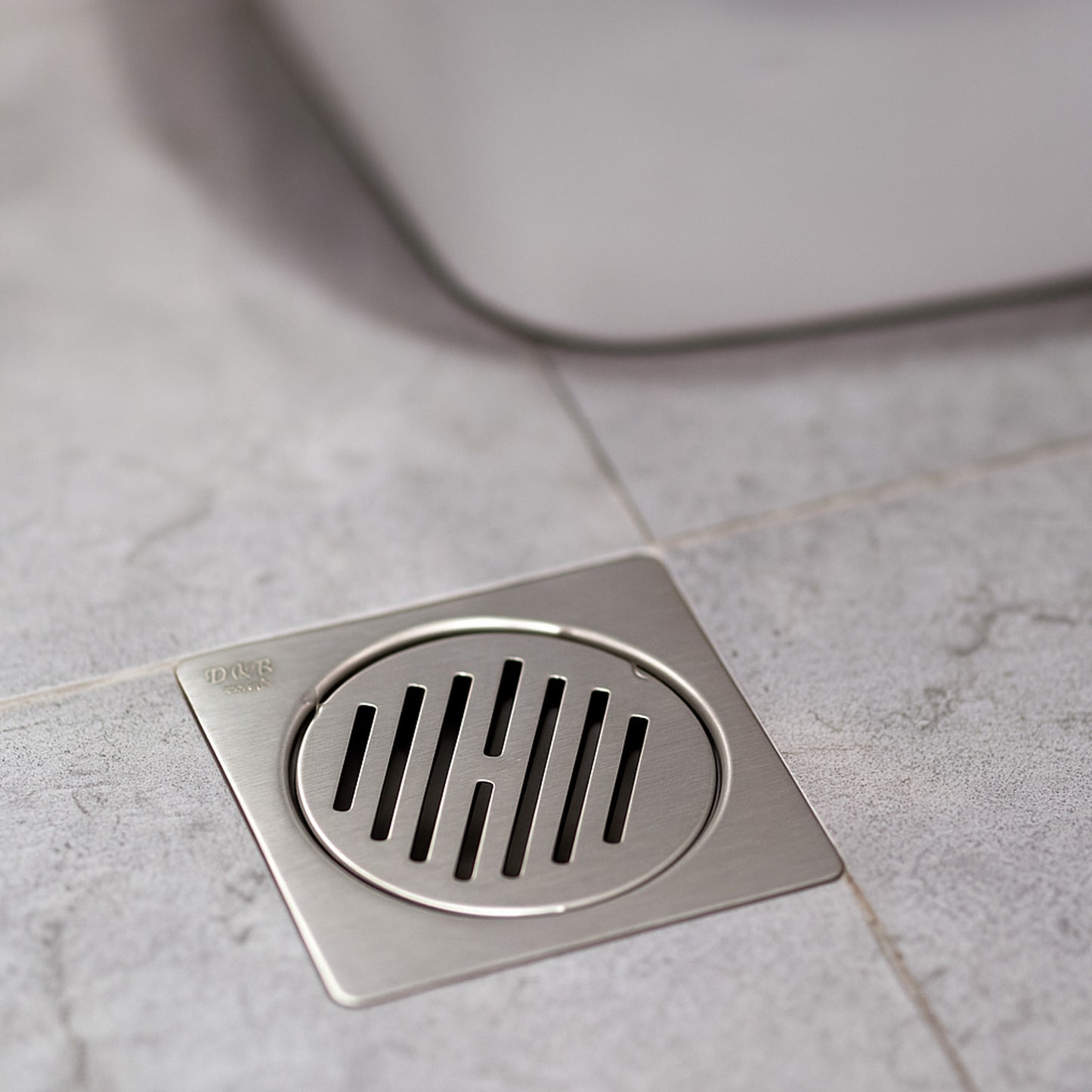 5x5 Inch Stainless Steel Locking Floor Drain Jali – Anti-Clog Cover( SQUARE 541 )